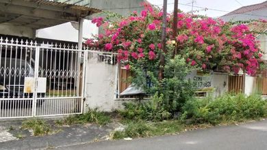 For Sale rumah Eksklusif di Kemanggisan, Jakarta Barat - LT 420m²