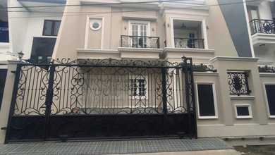 Rumah Mewah di Duren Sawit, Jakarta Timur, 4 KT, LT 155m²