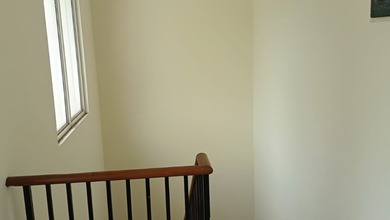 Dikontrakkan Rumah Murah di Harapan Indah, Bekasi, LT 114m²