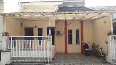 Rumah Dijual di Bekasi Kota, Bekasi, LB 129m², Harga Kompetitif!