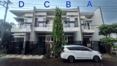 Kesempatan Rumah di Mulyosari, Surabaya, LB 100m², Harga 1,35 Miliar