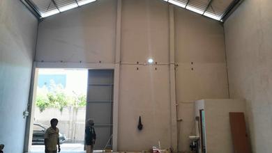 DISEWAKAN PERGUDANGAN DAERAH KENJERAN DEKAT BULAK, NAMBANGAN, MULYOSARI, MULYOREJO READY JANUARY 2026 3 UNIT GUDANG JEJER