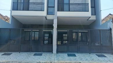 Rumah Dijual di Wonorejo, Surabaya, LB 150m², Harga Terbaik!