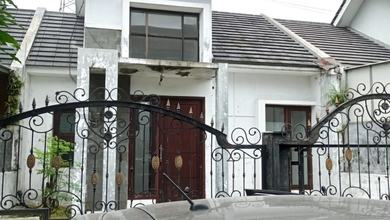 Hunian Favorit di Taman, Sidoarjo, 2 KT, Harga 1 Miliar