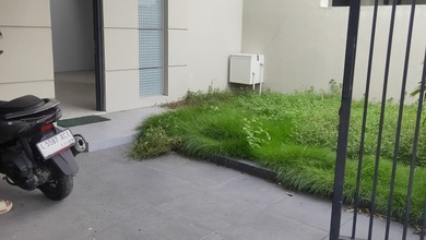 Rumah Sewa Nyaman Lokasi Pondok Tjandra, Sidoarjo, LB 95m²