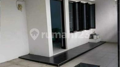 Jual Rumah Nyaman di Gununganyar, Surabaya - LT 120m²
