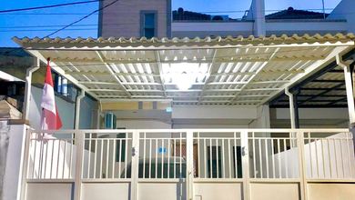 Rumah Dijual di Tambaksari, Surabaya, LB 143m², Harga Terbaik!