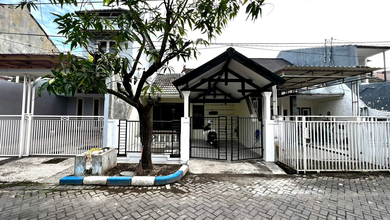 Dijual Rumah Strategis di Pondok Tjandra, Sidoarjo - LT 90m²