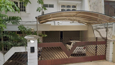 Penawaran Eksklusif, rumah Prestisius di Tambaksari, Surabaya, LB 717m²