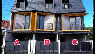 Rumah Dijual di Gununganyar, Surabaya, LB 72m², Harga Kompetitif!