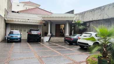 Rumah Area Luxury Kemanggisan, Jakarta Barat - Harga Terbaik 18,9 Miliar