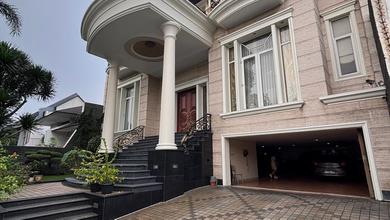 Hunian Mewah di Kawasan Puri Indah, Jakarta Barat, LB 1000m², Harga 25 Miliar