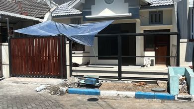 Rumah Dijual di Pondok Tjandra, Sidoarjo, LB 120m², Harga Kompetitif!