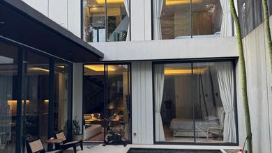 Rumah Elite di Kawasan Ciputat, Tangerang Selatan, LB 254m², Harga 9,3 Miliar