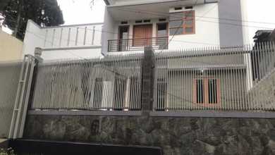 Dijual rumah Mewah di Setra Murni, Bandung - LT 324m²