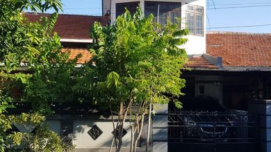Hunian Mewah di Tenggilis Mejoyo, Surabaya, 7 Kamar Tidur, LT 246m²