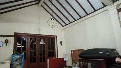 Rumah Area Luxury Tegalsari, Surabaya - Harga Menarik 8,25 Miliar