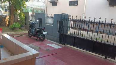 Jual Rumah Strategis di Pondok Kopi, Jakarta Timur - LT 200m²