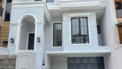 Jual Rumah Bagus LT 128 m2 area Citraland, Surabaya
