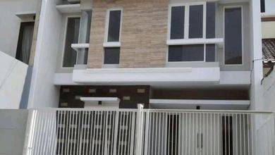 Rumah Minimalis Modern Purimas Dekat Raya Merr Rungkut Surabaya Timur