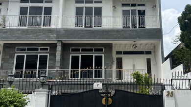 Hunian Mewah di Ancol, Jakarta Utara, 4 Kamar Tidur, LT 240m²
