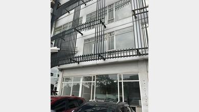 Disewakan Ruko 3 Lantai Tree Park City Cikokol, Tangerang