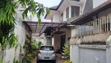 Penawaran Eksklusif, rumah Mewah di Pasar Minggu, Jakarta Selatan, LB 200m²