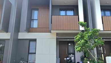 Jual Rumah Nyaman di Summarecon Crown Gading, Bekasi - LT 91m²