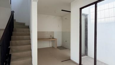 Hunian Favorit di Golden City, Bekasi, 3 KT, Harga 1,55 Miliar