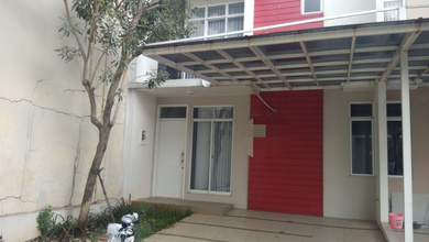 Kesempatan Rumah di Galaxy, Bekasi, LB 117m², Harga 1,9 Miliar