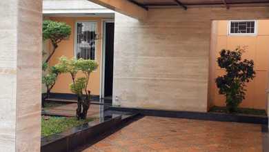 Rumah Favorit di Karawang Barat, Karawang, 3 KT, Harga 1,5 Miliar