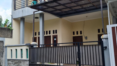 Rumah Dijual di Jatiwaringin, Bekasi, LB 135m², Harga Terbaik!
