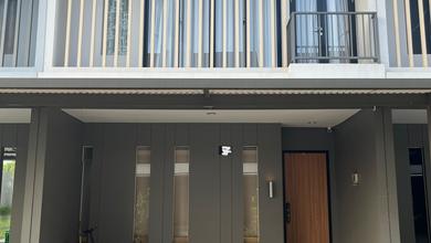 Kesempatan Rumah di Grand Wisata, Bekasi, LB 88m², Harga 1,8 Miliar