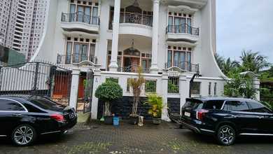 Hunian Prestisius di Kawasan Kelapa Gading, Jakarta Utara, LB 1000m², Harga 25 Miliar