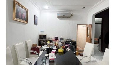 For Sale rumah Eksklusif di Pondok Indah, Jakarta Selatan - LT 173m²