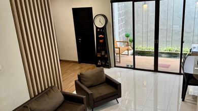 Rumah Area Premium Bintaro, Tangerang Selatan - Harga Terbaik 2,95 Miliar