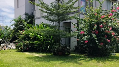 Hunian Elegan di Bintaro, Tangerang Selatan, 4 KT, LT 239m²