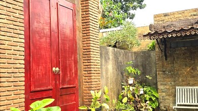 Rumah Area Premium BSD, Tangerang Selatan - Harga Terbaik 12,9 Miliar