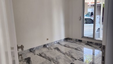 Rumah Dijual di Bintaro, Tangerang Selatan, LB 70m², Harga Kompetitif!