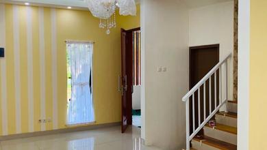 Hunian Mewah di Kawasan Graha Raya, Tangerang Selatan, LB 170m², Harga 3,3 Miliar