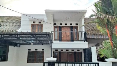 Dijual Rumah Strategis di Ciledug, Tangerang - LT 102m²