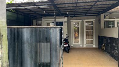 Jual Rumah Nyaman di Serpong, Tangerang Selatan - LT 90m²