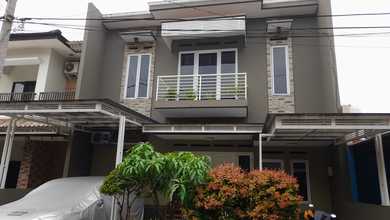 Rumah Dijual di Graha Raya, Tangerang Selatan, LB 135m², Harga Kompetitif!