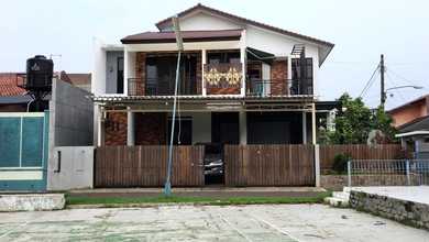 Dijual rumah Premium di Pondok Ranji, Tangerang Selatan - LT 265m²
