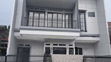 For Sale rumah Mewah di BSD Griya Loka, Tangerang - LT 180m²