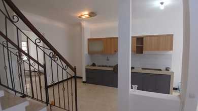 Properti Siap Pakai di Kawasan Kota Wisata, Bogor, LT 96m²