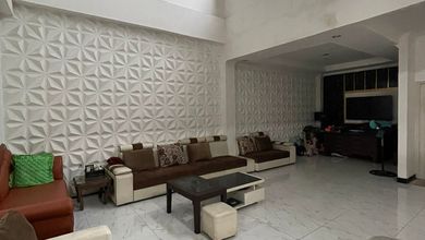 Kesempatan Langka, rumah Prestisius di Meruya, Jakarta Barat, LB 340m²