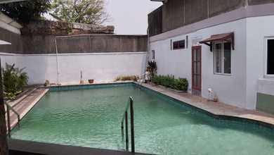 Rumah Area Premium Kebayoran Baru, Jakarta Selatan - Harga Menarik 23 Miliar