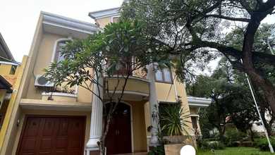 Rumah Mewah di Kawasan BSD Taman Giri Loka, Tangerang, LB 250m², Harga 5,75 Miliar