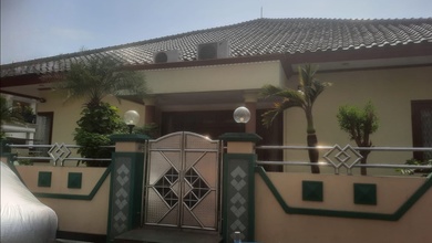 Rumah Elegan di Cempaka Putih, Jakarta Pusat, 7 KT, LT 464m²